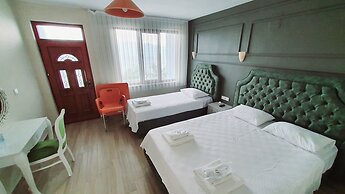 Assos Nazan Motel Restoran Beach