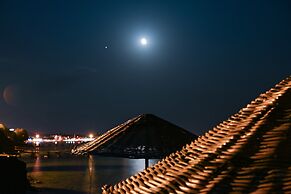 Assos Nazan Motel Restoran Beach