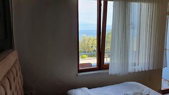 Assos Nazan Motel Restoran Beach