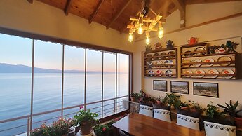 Assos Nazan Motel Restoran Beach