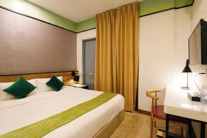 Golden Roof Hotel Seri Iskandar