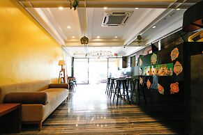 Golden Roof Hotel Seri Iskandar