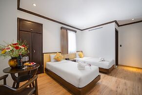 Palazzo Luxury Hotel