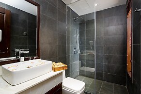 Palazzo Luxury Hotel