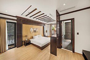 Palazzo Luxury Hotel