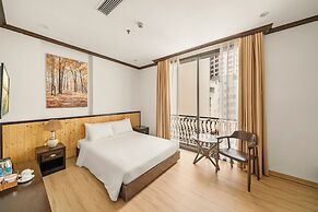 Palazzo Luxury Hotel