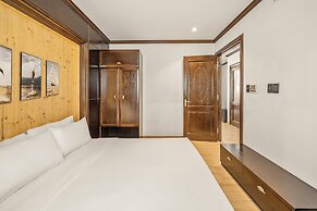 Palazzo Luxury Hotel