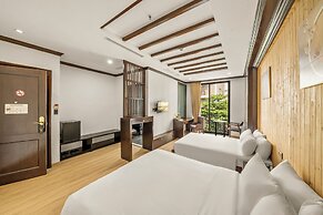 Palazzo Luxury Hotel