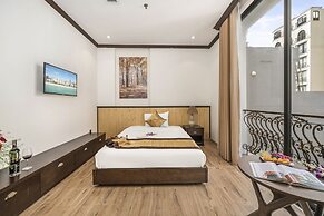 Palazzo Luxury Hotel