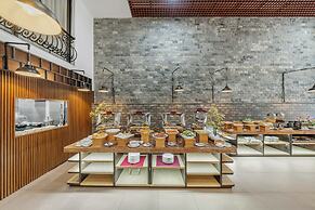 Palazzo Luxury Hotel