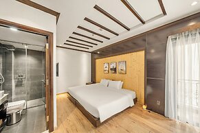 Palazzo Luxury Hotel