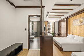 Palazzo Luxury Hotel