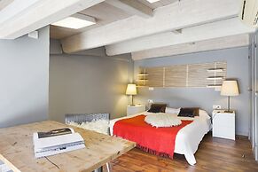 My Space Barcelona Executive Apartments Center