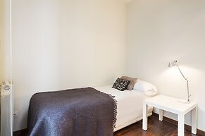 My Space Barcelona Executive Apartments Center