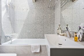 My Space Barcelona Executive Apartments Center