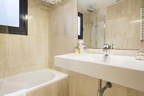 My Space Barcelona Private Pool Garden