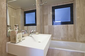 My Space Barcelona Private Pool Garden