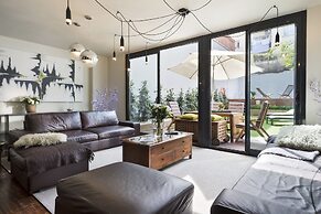 My Space Barcelona Private Pool Garden