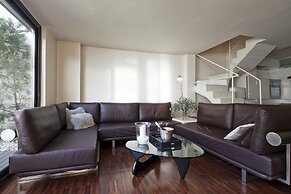 My Space Barcelona Private Pool Garden