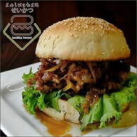 MaxOneHotels at Dharmahusada - Surabaya