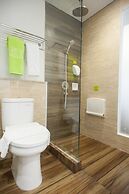 MaxOneHotels at Dharmahusada - Surabaya