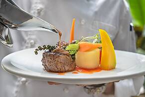 Sakmut Boutique Hotel