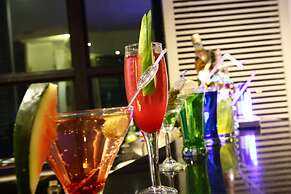 Gemini Continental Lucknow