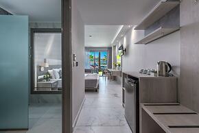 Dionysos Hotel & Suites