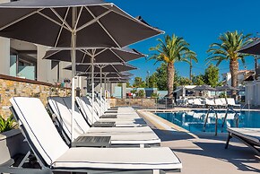 Dionysos Hotel & Suites