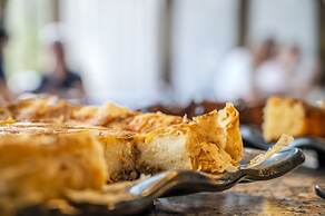 Dionysos Hotel & Suites