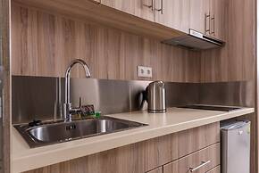 Dionysos Hotel & Suites