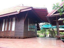 Rim Nam Kong Homestay & Campsite