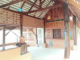 Rim Nam Kong Homestay & Campsite