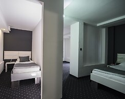 Hotel Cool Zagreb Airport
