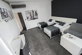 Hotel Cool Zagreb Airport