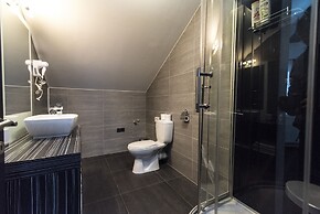 Hotel Cool Zagreb Airport