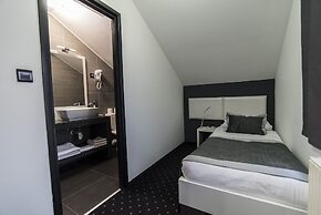 Hotel Cool Zagreb Airport