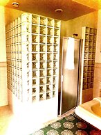 Cayuga Lake Inn Ithaca Hotel Alt 