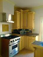 Cayuga Lake Inn Ithaca Hotel Alt 