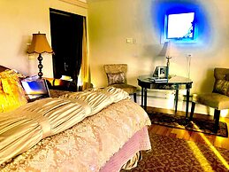 Cayuga Lake Inn Ithaca Hotel Alt 