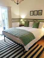 The Brown Horse Inn