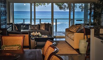 Kona Bay Hale by RedAwning