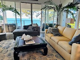 Kona Bay Hale by RedAwning