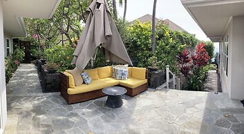 Kona Bay Hale by RedAwning