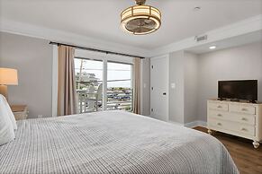 Sandpeddler Inn & Suites