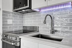 Sandpeddler Inn & Suites