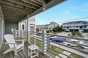 Sandpeddler Inn & Suites