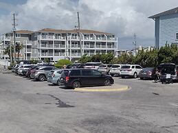 Sandpeddler Inn & Suites