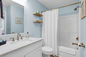 Sandpeddler Inn & Suites