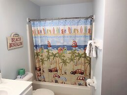 Sandpeddler Inn & Suites